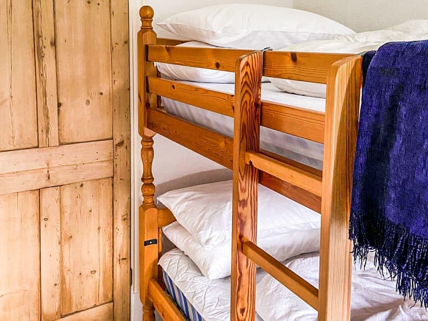Bunk bedroom | New Cottage, Penmaenpool, Dolgellau