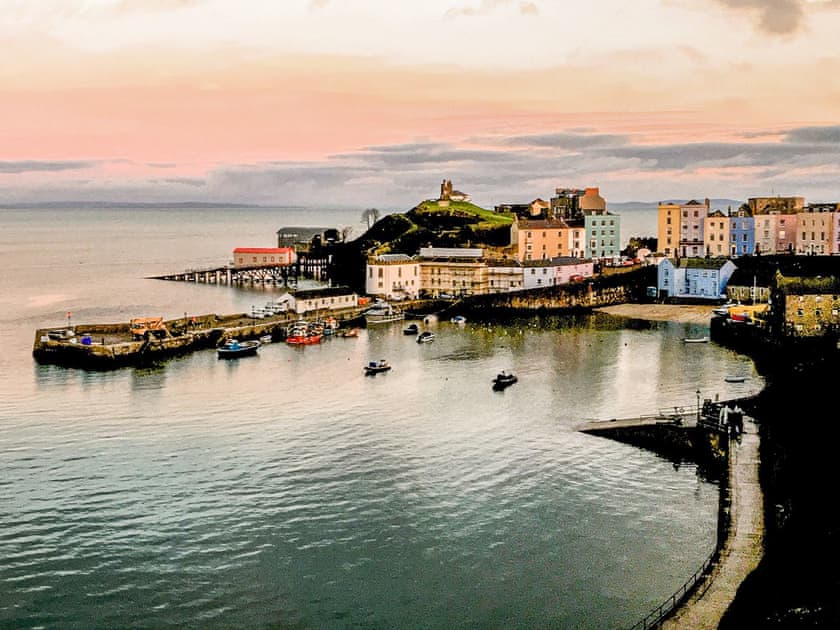 Surrounding area | Tenby Harbour View, Tenby