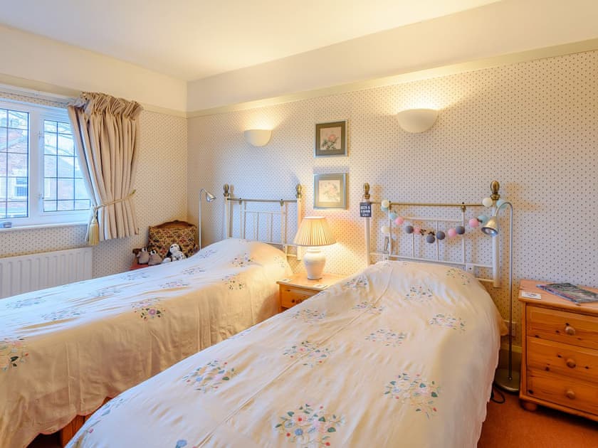 Twin bedroom | Brandon, Sandilands