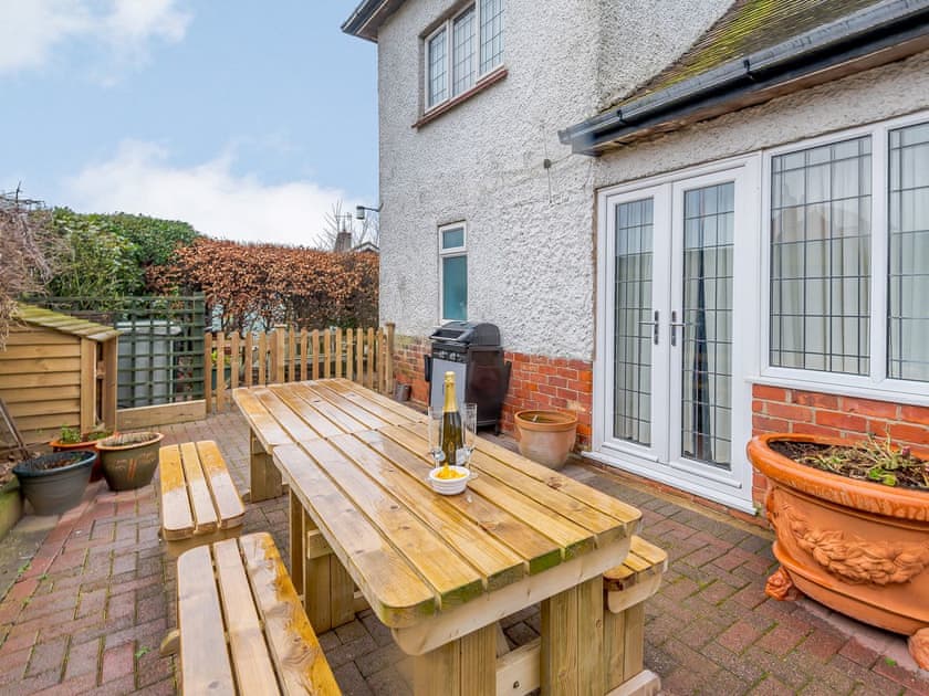 Sitting-out-area | Brandon, Sandilands