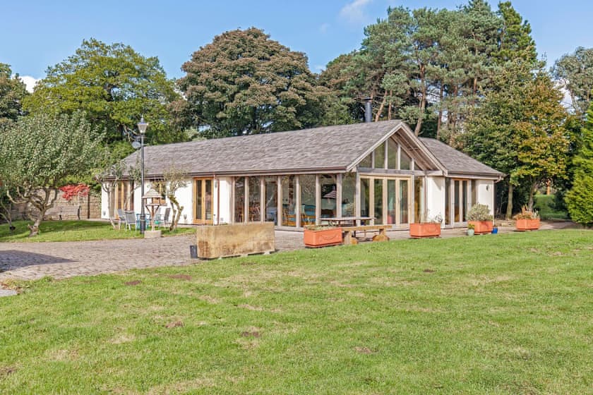 Exterior | Amber Lodge, Ashover