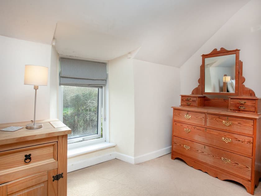 Double bedroom | The Farmhouse, Carnmenellis, between Falmouth and St Ives