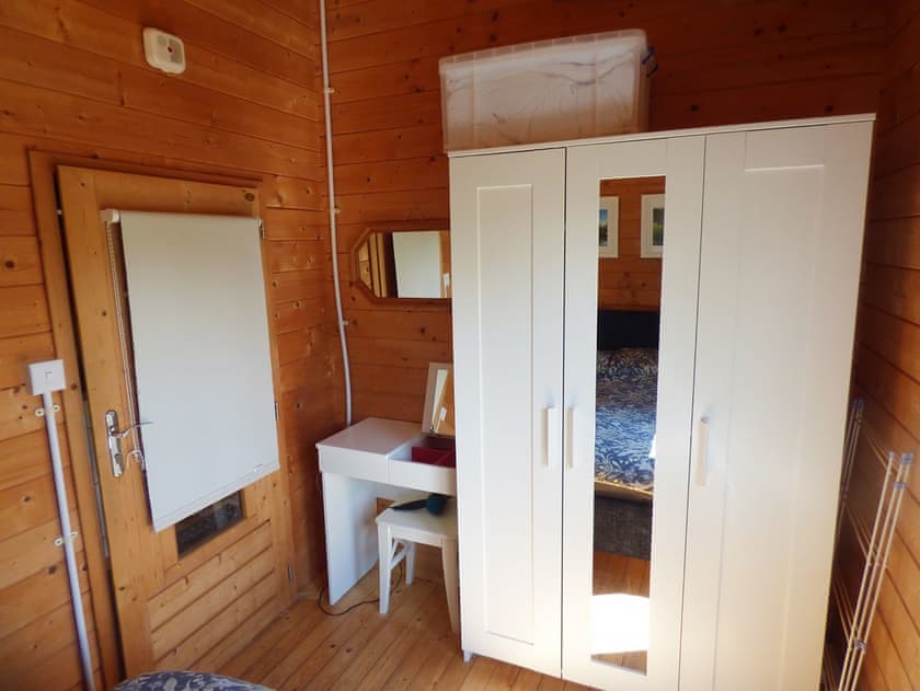 Double bedroom | Pear Tree Cabin, Seend, near Devizes