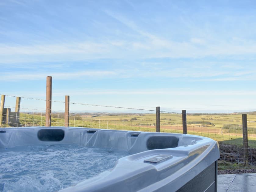 Hot tub | Benwells Holiday Cottage, Maud, near Mintlaw