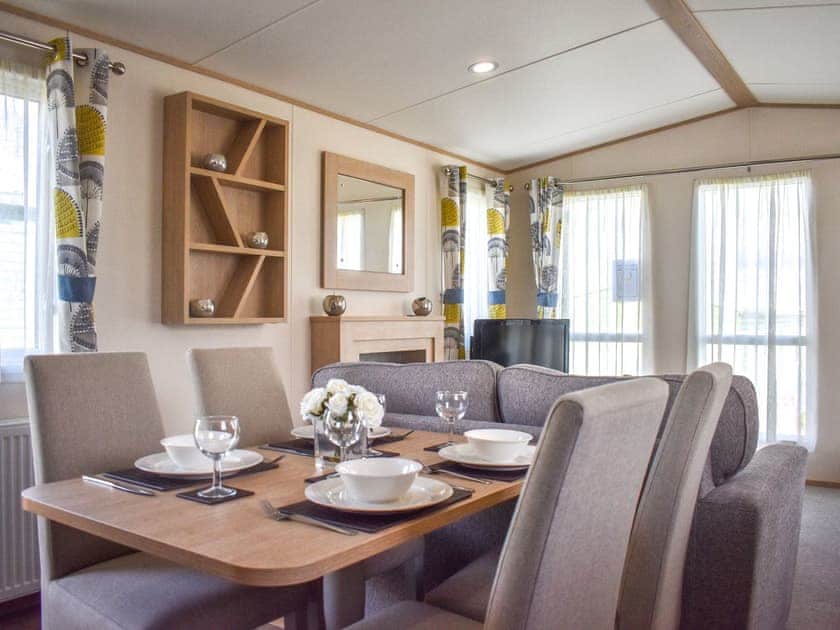 Dining Area | The Endeavour - Flask Country Lodges, Robin Hood’s Bay