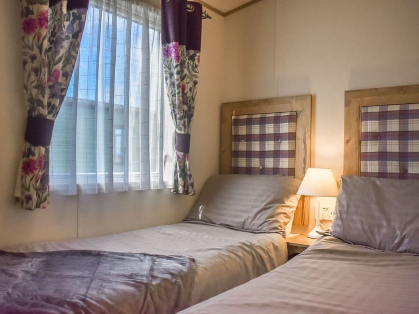 Twin bedroom | Everard - Flask Country Lodges, Robin Hood’s Bay