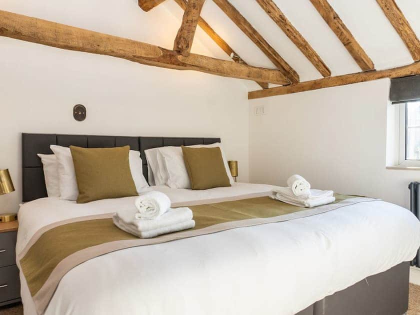 Double bedroom | Pound Cottage, Gloucester