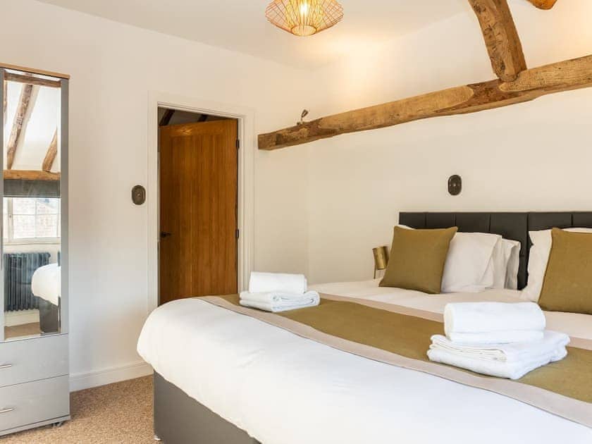 Double bedroom | Pound Cottage, Gloucester