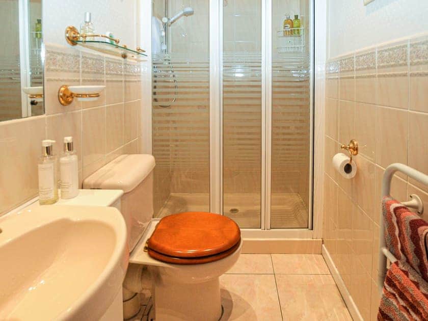 Shower room | Kames View, Kames