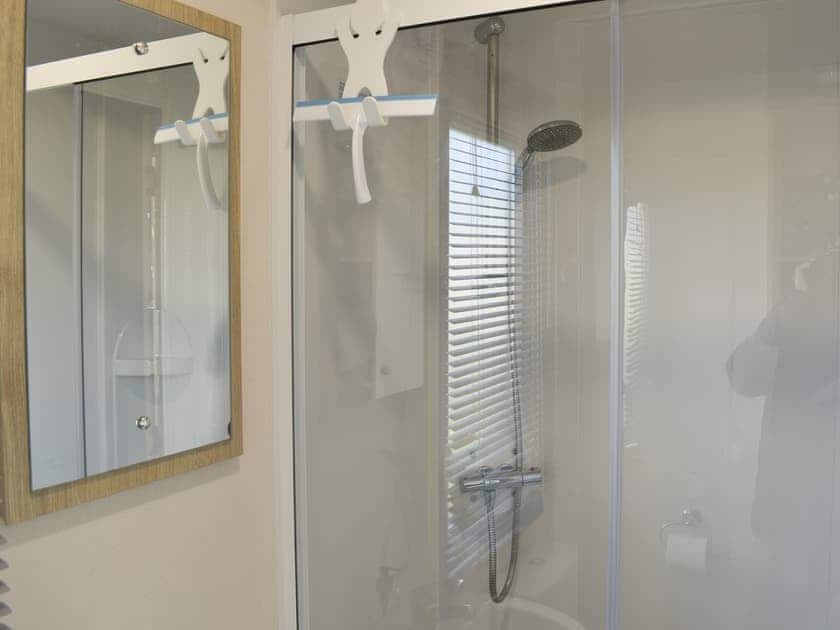 Shower room | Summer Breeze - Holiday Homes, Knaresborough