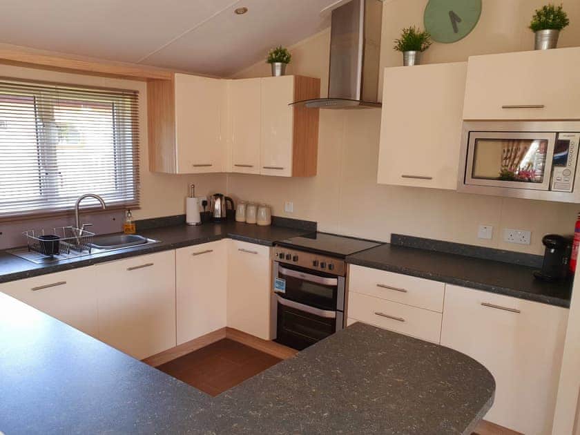 Kitchen area | Serenity Lodge - Felmoor Holiday Park, Felton
