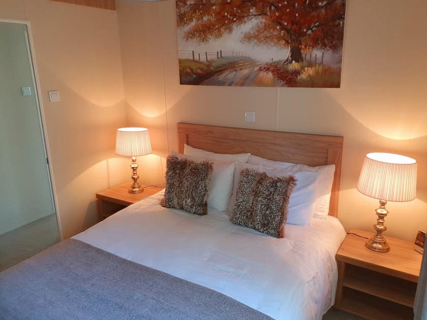 Double bedroom | Serenity Lodge - Felmoor Holiday Park, Felton