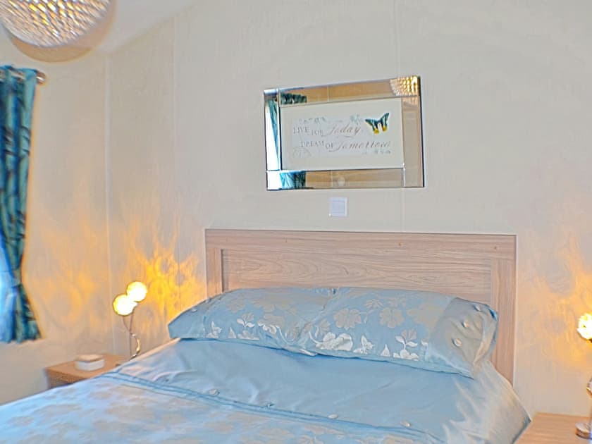 Double bedroom | Little Fawn - Felmoor Holiday Park, Felton