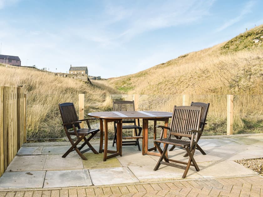 Sitting-out-area | Watersreach, Collieston