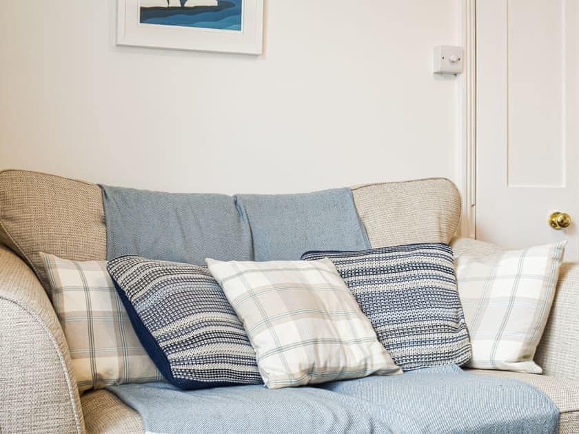 Living room | Halcyon, Freshwater