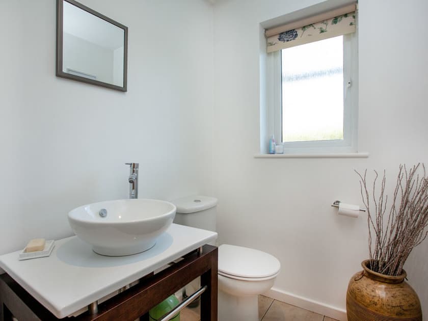 Ground floor toilet | Lark Rise, Northam, near Westward Ho!