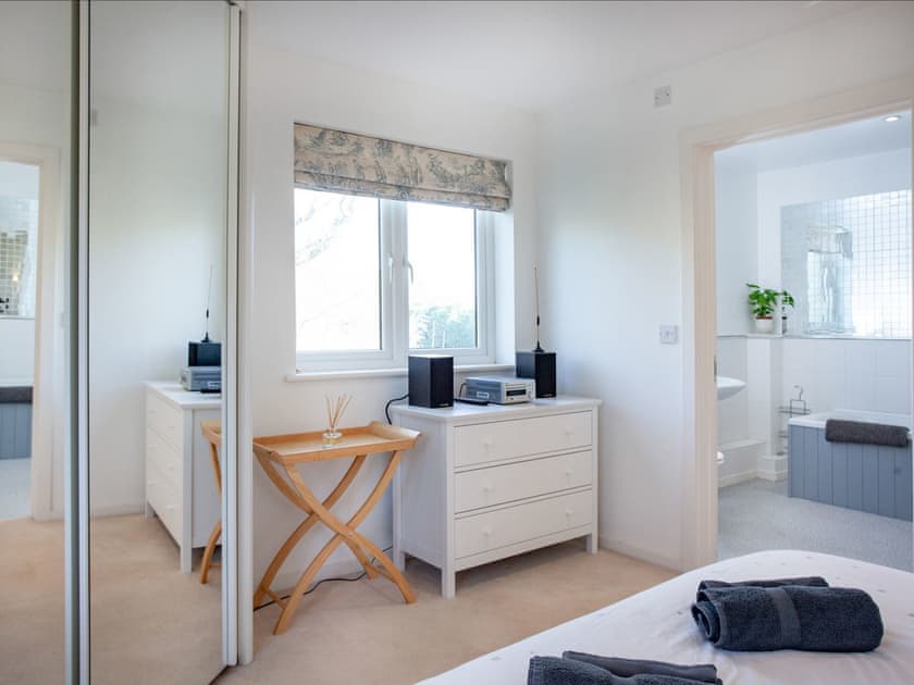 Master bedroom | Lark Rise, Northam, near Westward Ho!