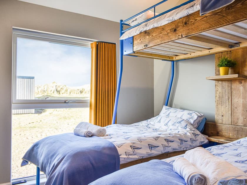 Twin bedroom | Drums Beach House, Foveran, near Ellon