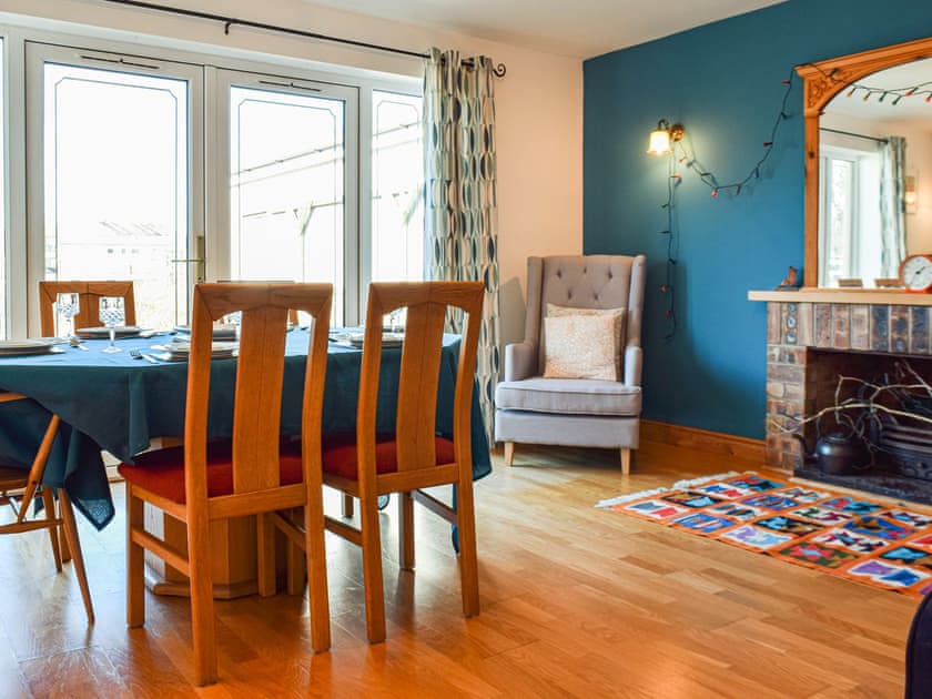 Dining room | Pippin Howe, Seaton