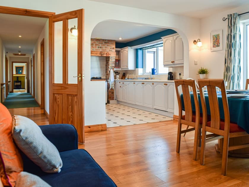 Dining room | Pippin Howe, Seaton