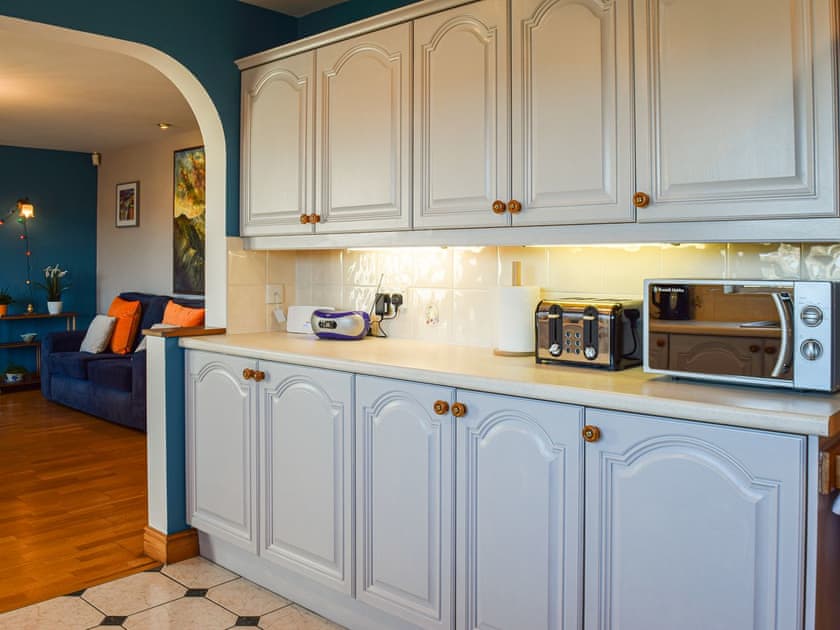 Kitchen | Pippin Howe, Seaton