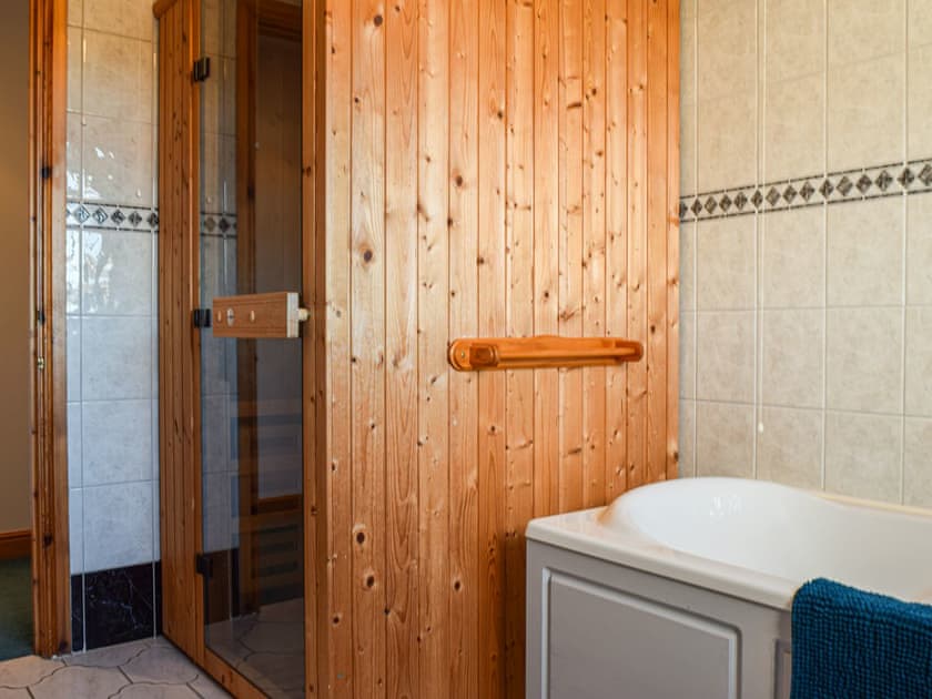 Sauna | Pippin Howe, Seaton