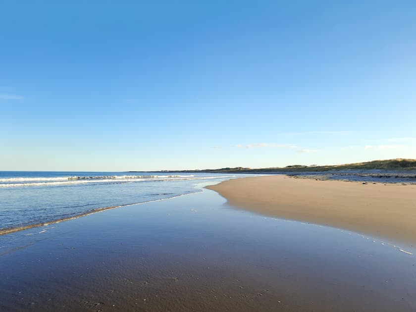 Seahouses beach.  A short stroll as you turn left from the house. | Och Moo at No. 47, Seahouses