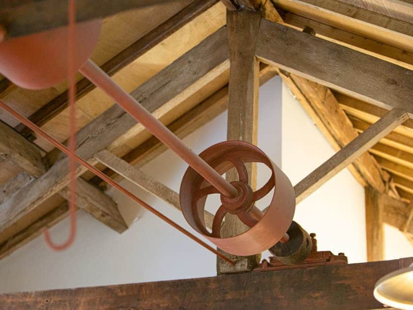 Interior | The Old Workshop - Lowes Mill Cottages at Torr Vale Mill, New Mills