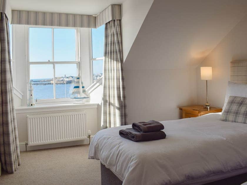 Twin bedroom | Harbourside Apartment, Anstruther