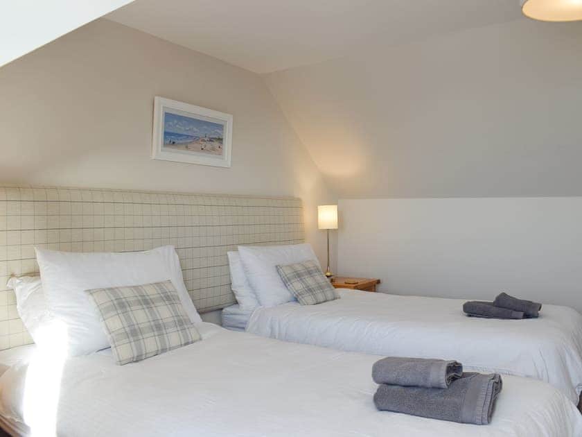 Twin bedroom | Harbourside Apartment, Anstruther