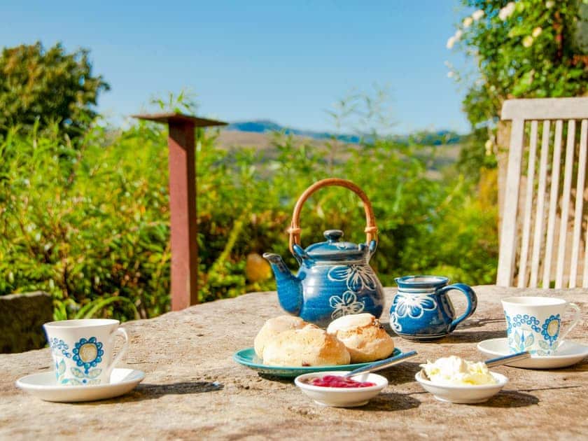 Tea on the terrace | Rosmuire, Shandon, near Helensburgh