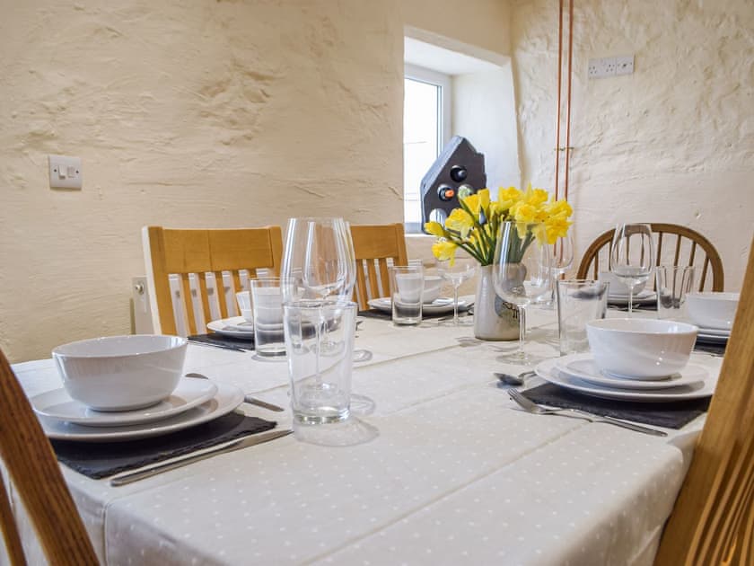 Kitchen/diner | Y Glowty, Maenclochog
