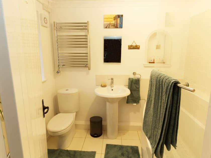 Shower room | The Roost, Northrepps