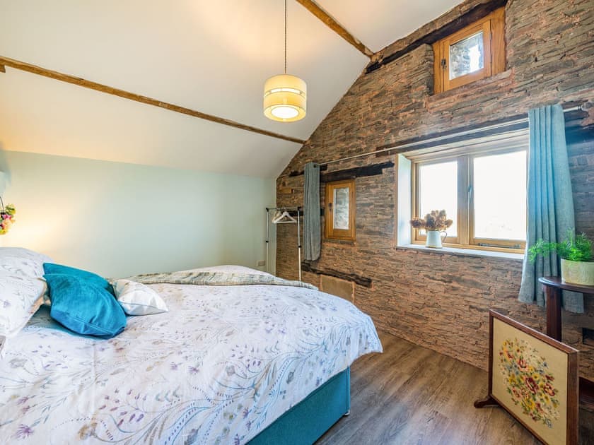 Double bedroom | Horsecroft - East View Farm, Westbrook