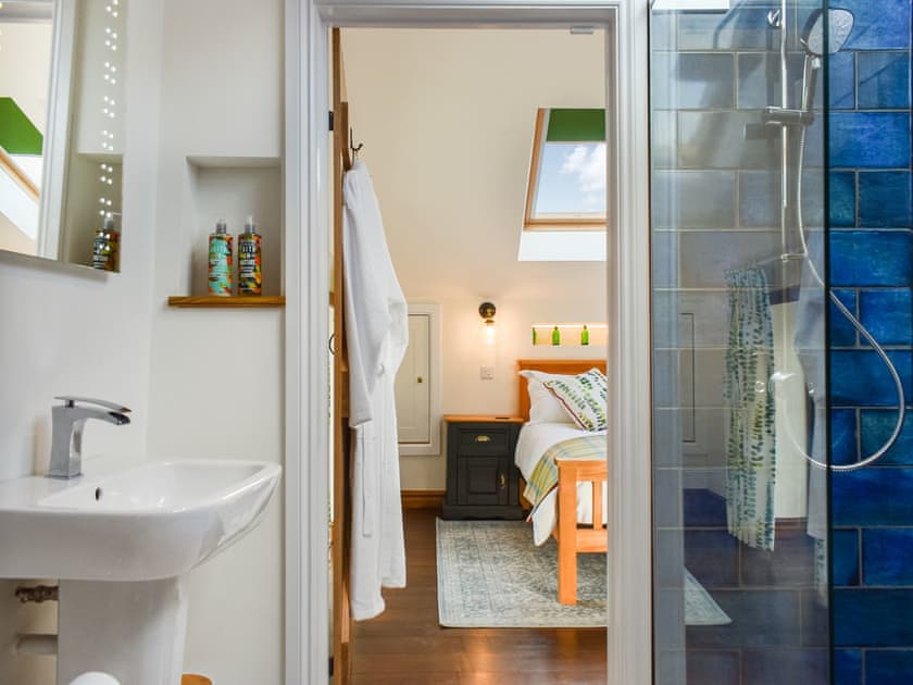 Shower room | Katy, Lower Godney