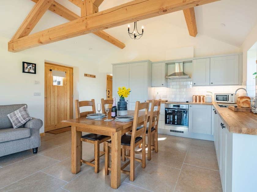 Open plan living space | Meg’s Rest, Bettws Cedewen
