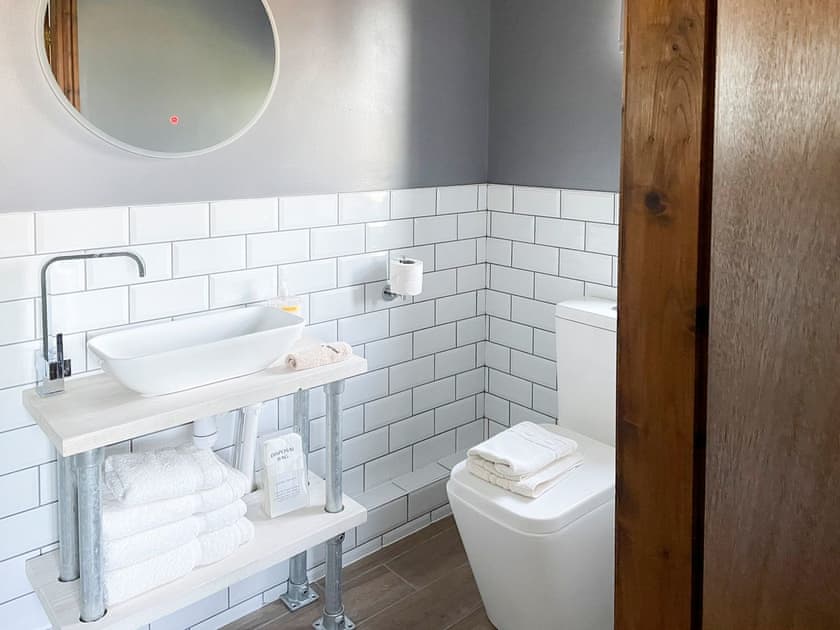 Shower room | Eastfield Cottage, Leven, near Beverley