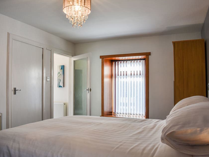 Double bedroom | Belger Cottage, Cairnbulg, near Fraserburgh