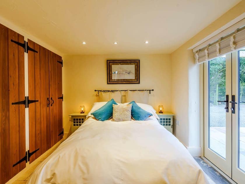 Double bedroom | Woodpecker Cottage, Whitechapel, near Preston