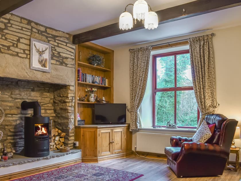 Swallow Cottage in Little Hayfield, High Peak Book Online Hoseasons