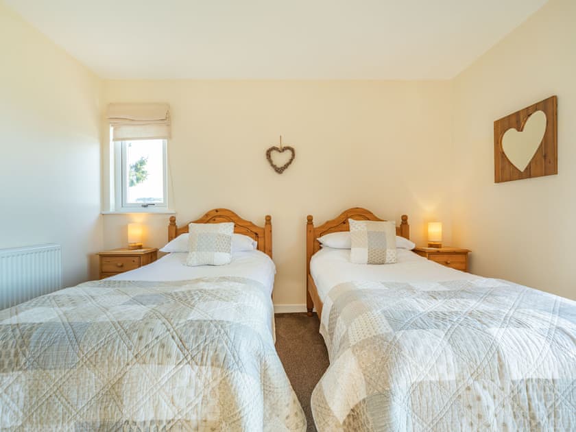 Twin bedroom | Huntercrook Lodge - Huntercrook, Hunter Crook, Bardon Mill