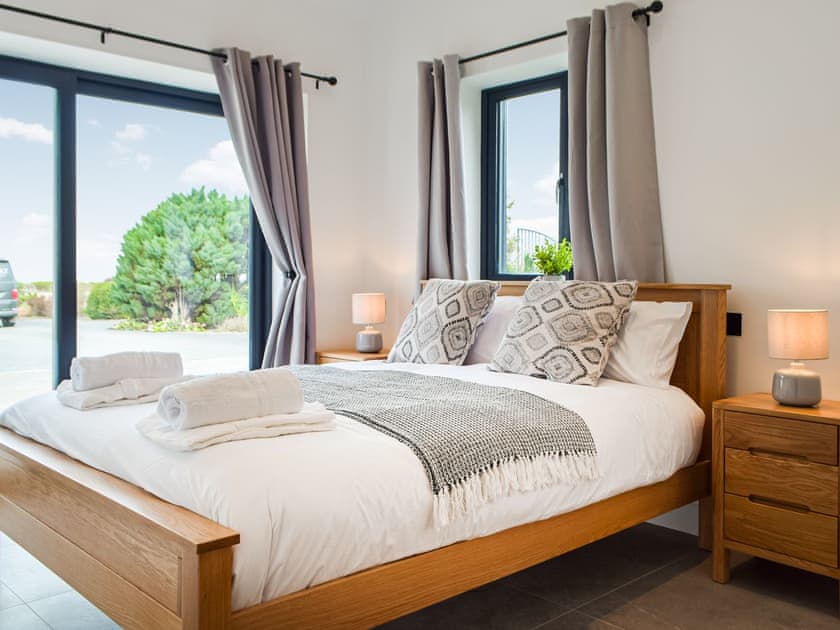 Double bedroom | Hafan Gwyn - Cardigan Bay Cottages, Felinwynt, near Cardigan