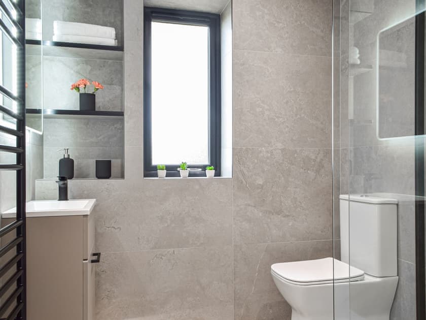 Bathroom | Hafan Gwyn - Cardigan Bay Cottages, Felinwynt, near Cardigan