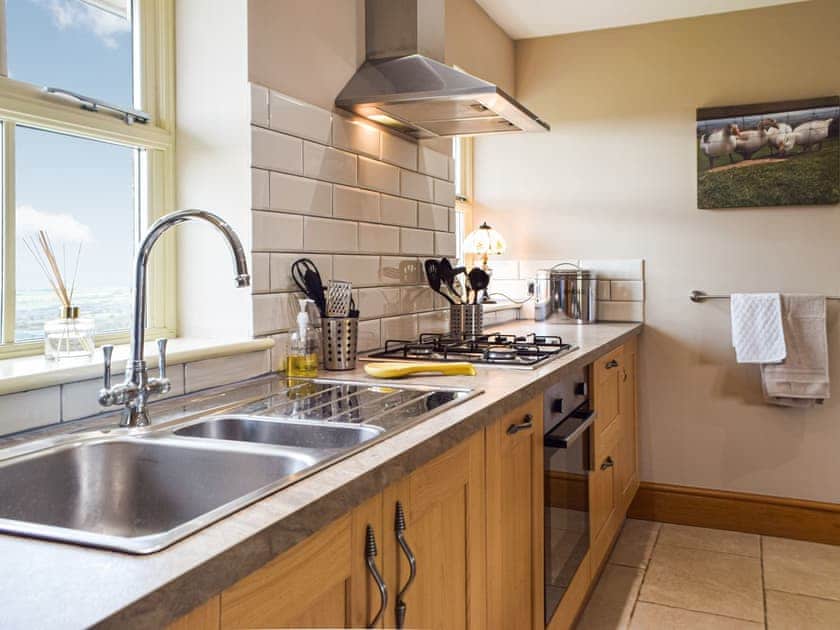 Kitchen | The Old Stables - Castle Farm Cottages, Tufton, near Haverfordwest