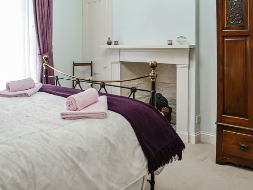 Double bedroom | Sinclair’s, Gatehouse of Fleet