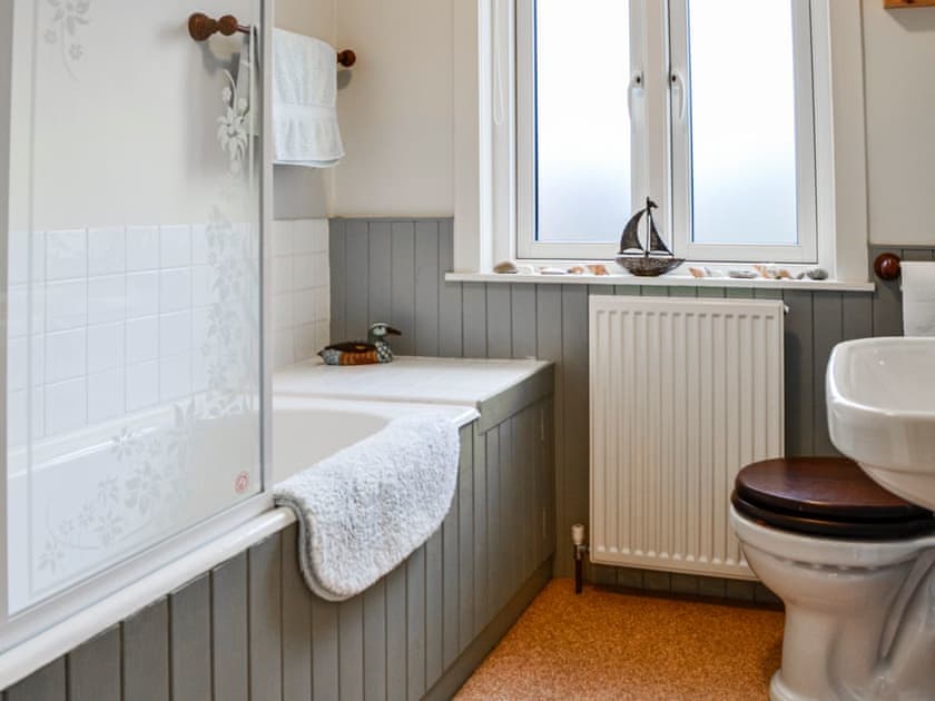 Bathroom | Sinclair’s, Gatehouse of Fleet