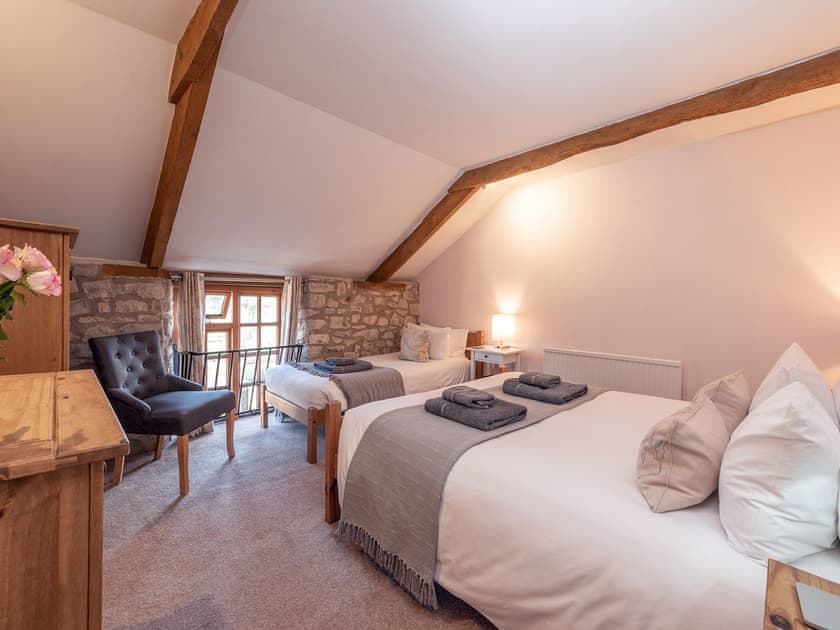 Family bedroom | The Granary - Somerset Country Escape, Wrantage, near Taunton