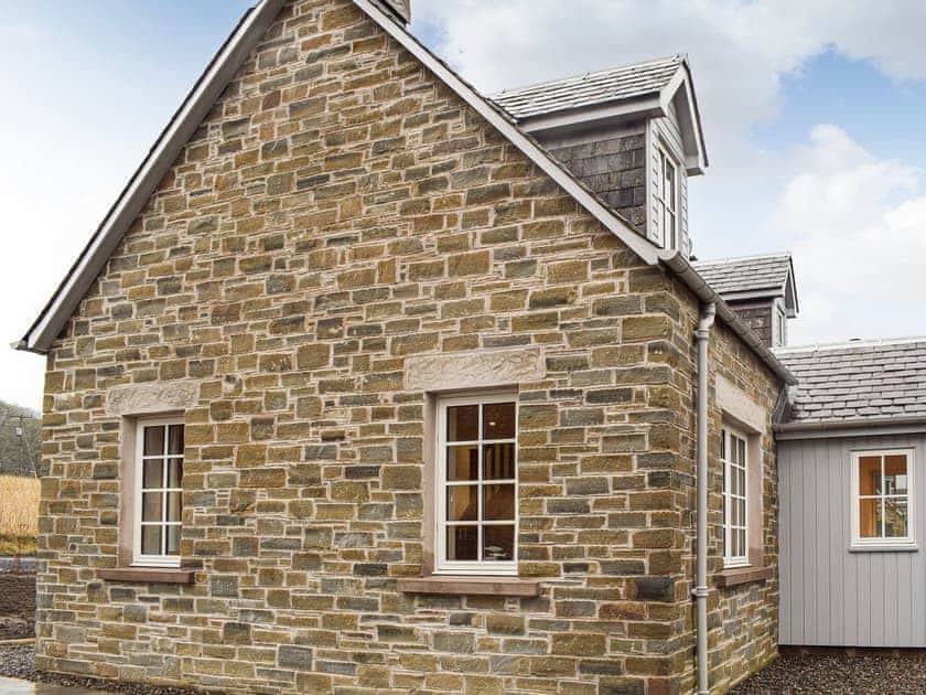 Exterior | Kingfisher Cottage - Kinnaird Estate Cottages, By Dunkeld, Pitlochry