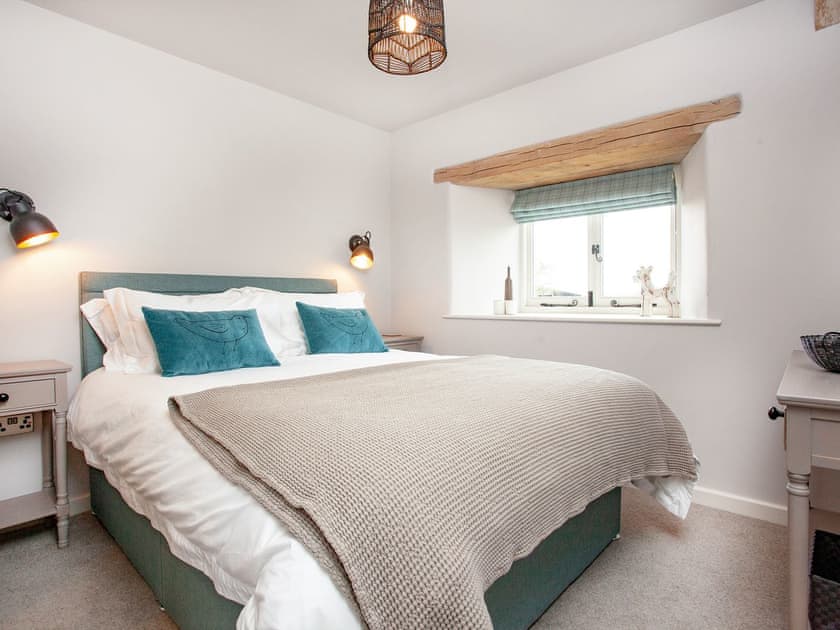Double bedroom | Old Farm Barn, Southwood, near Glastonbury