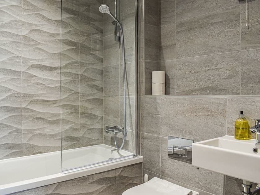 Bathroom | New Sea Breeze, Southbourne, near Bournemouth